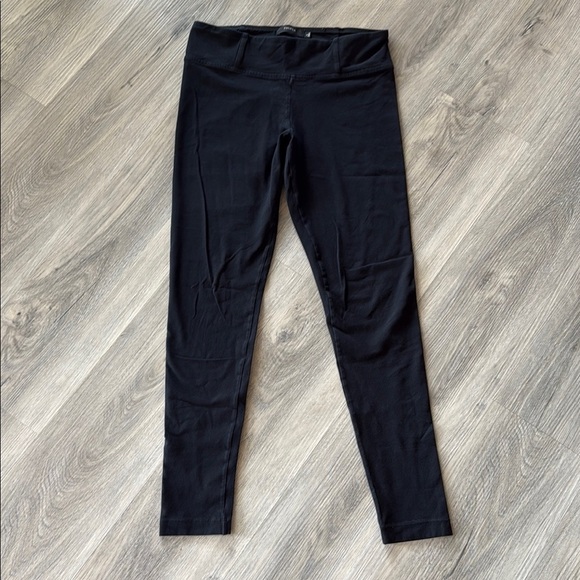 Talula Black Stretch Leggings size medium - Picture 1 of 10